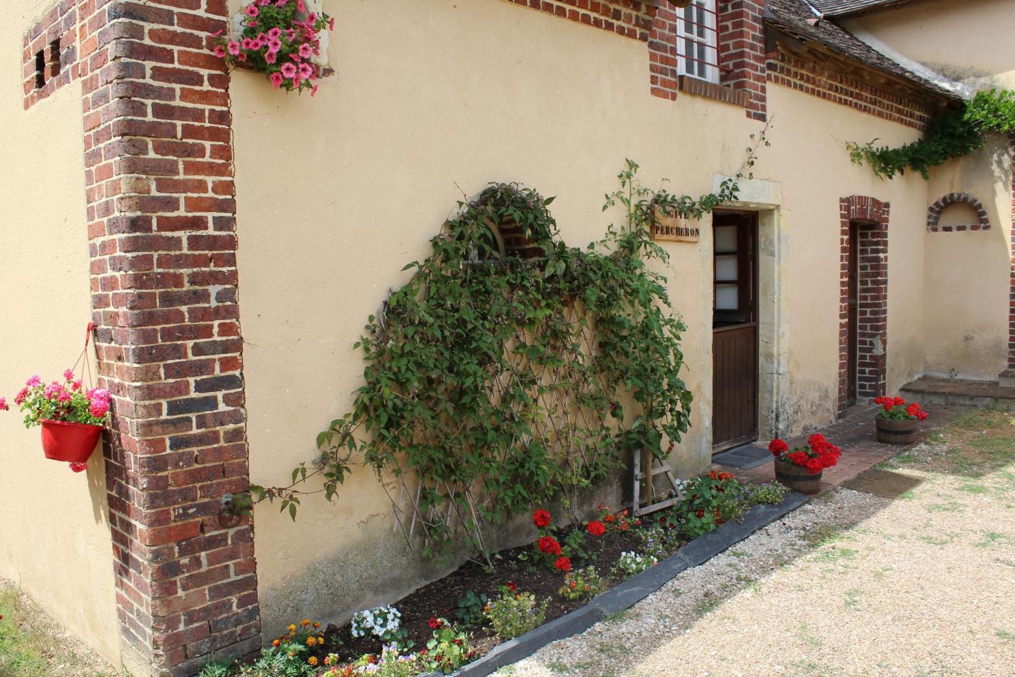 Gite Des Etangs De Beaulieu Le Plessis-Dorin Bagian luar foto